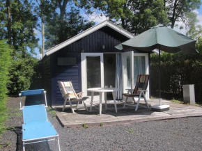 Cozy cottage with WiFi, located in Friesland, Tzummarum